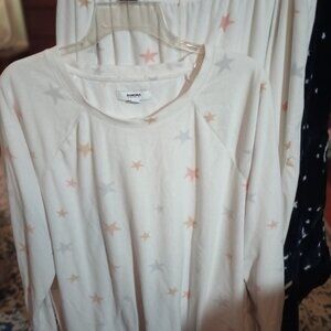 Women's Sonomo 2 piece pajama set, size XXL.